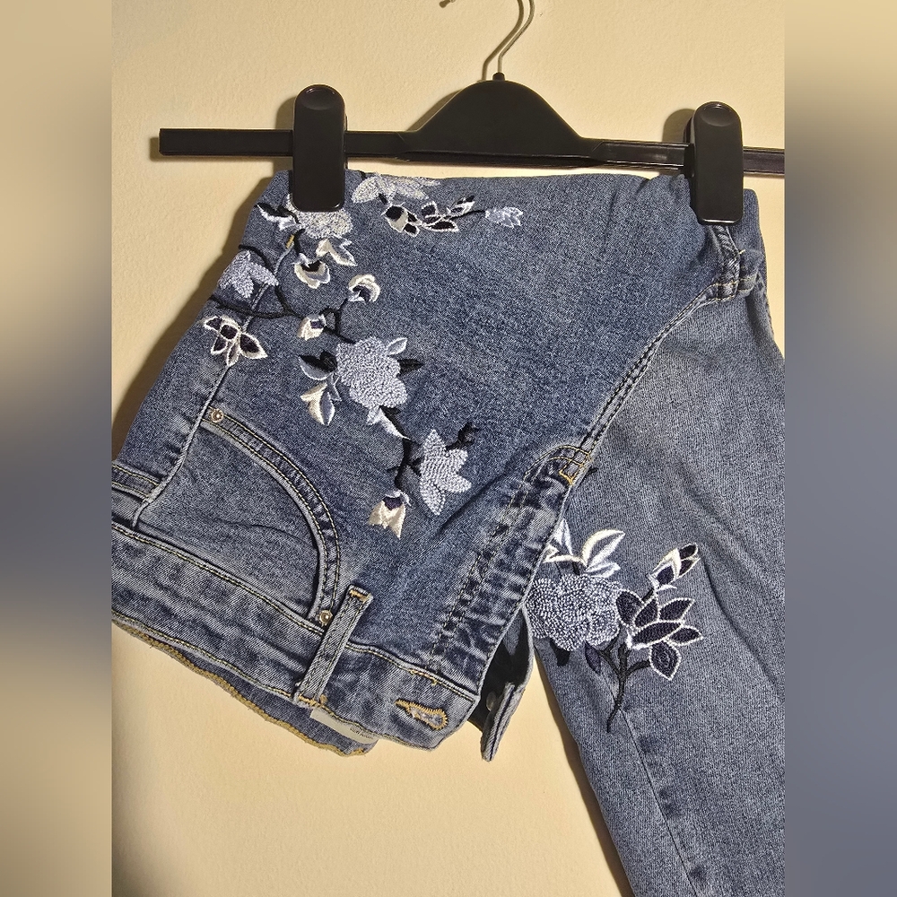 Topshop Jamie Blue and White Skinny Pants with Floral Embroidery